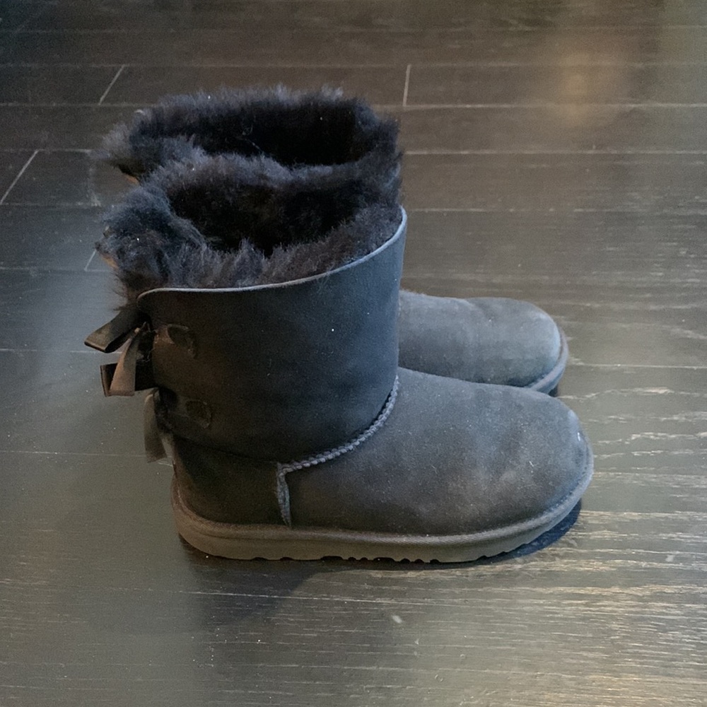 Ugg size four black brand new boots. Never worn. - Picture 3 of 6
